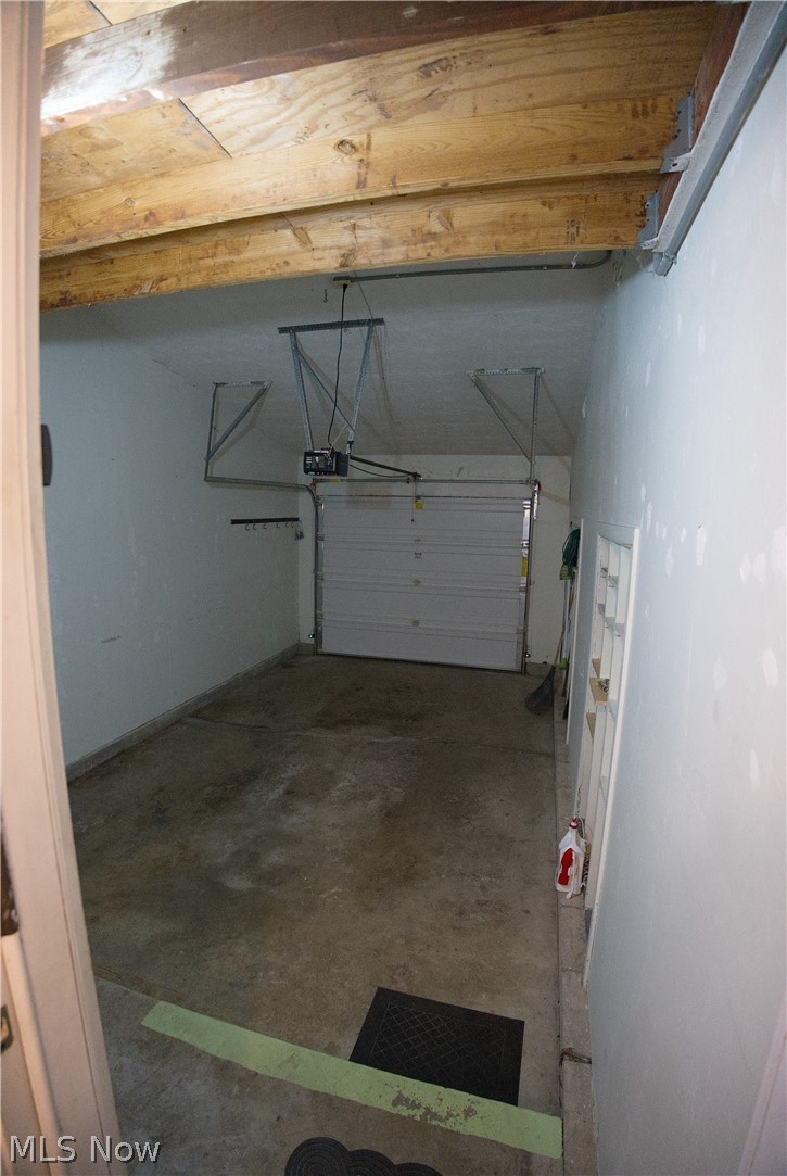 306 Deepwood Drive Property Photo 14