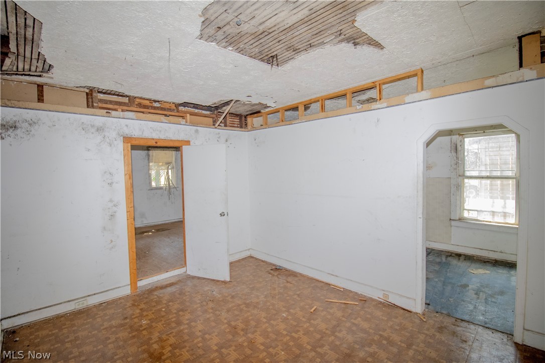 7924 Harvard Avenue Property Photo 5