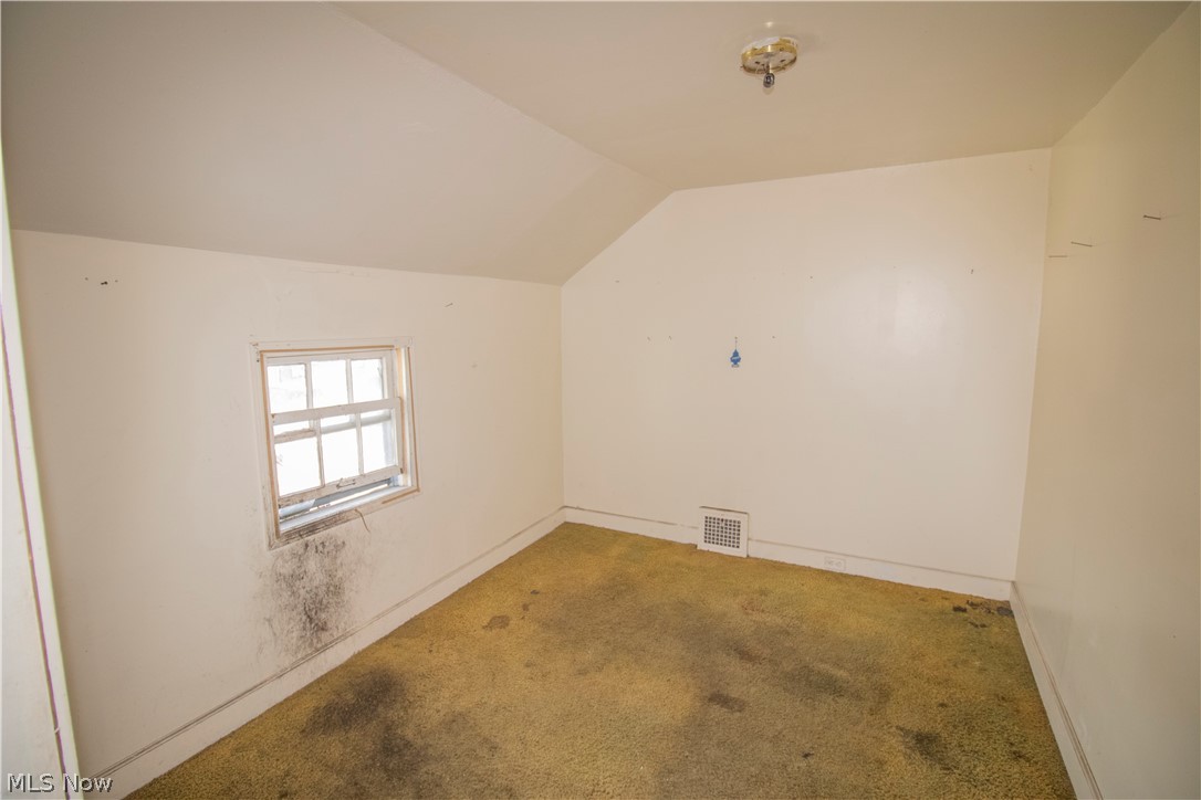7924 Harvard Avenue Property Photo 21