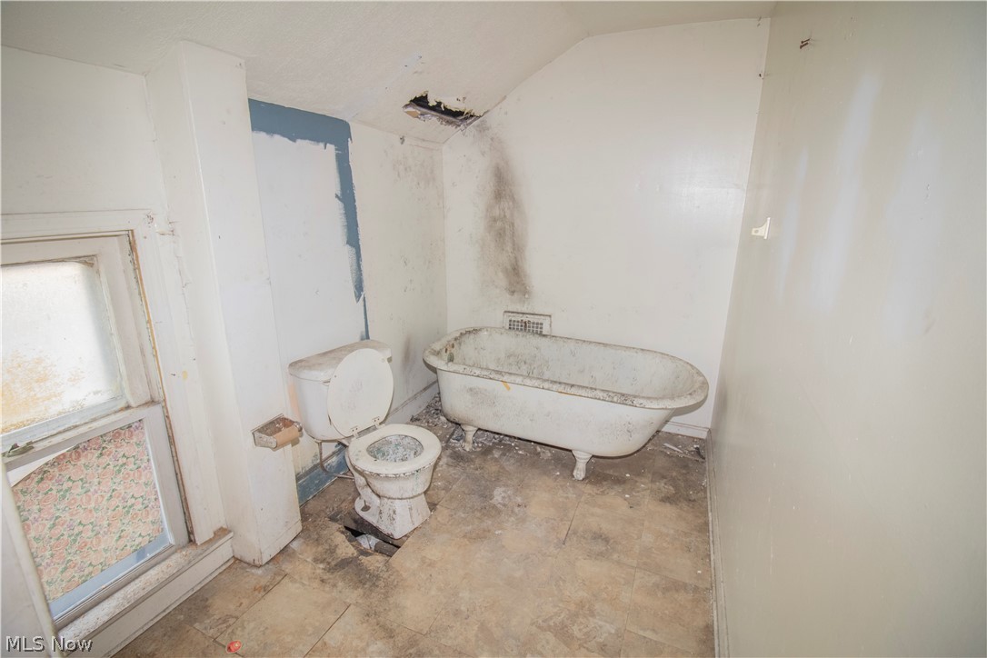7924 Harvard Avenue Property Photo 23