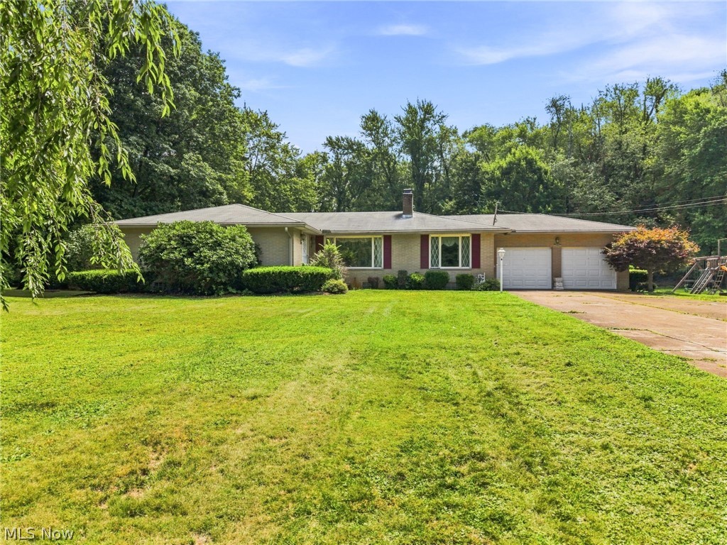 1129 Oak Tree Road Property Photo 1