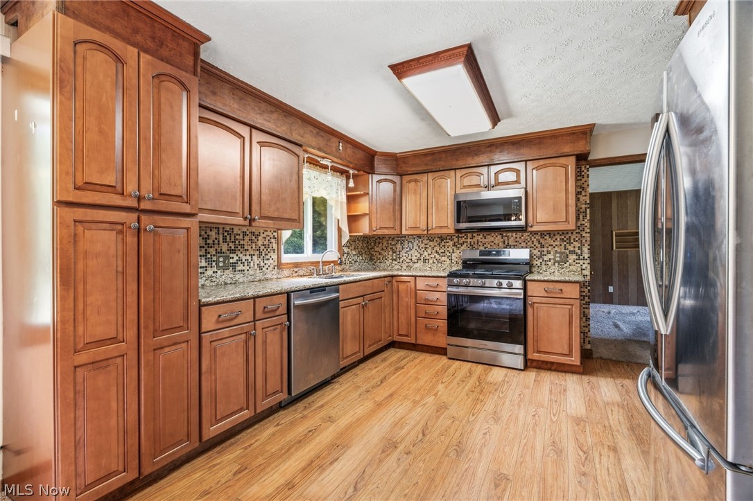 1129 Oak Tree Road Property Photo 9