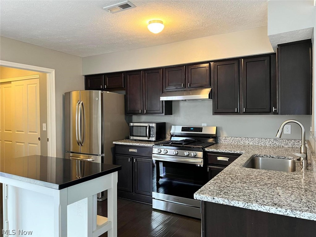 109 Gifford Road Property Photo 8