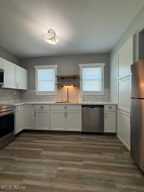 562 Heller Drive Property Photo 11