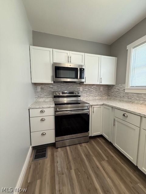 562 Heller Drive Property Photo 12
