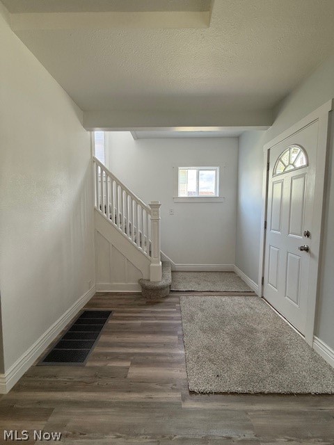 562 Heller Drive Property Photo 16