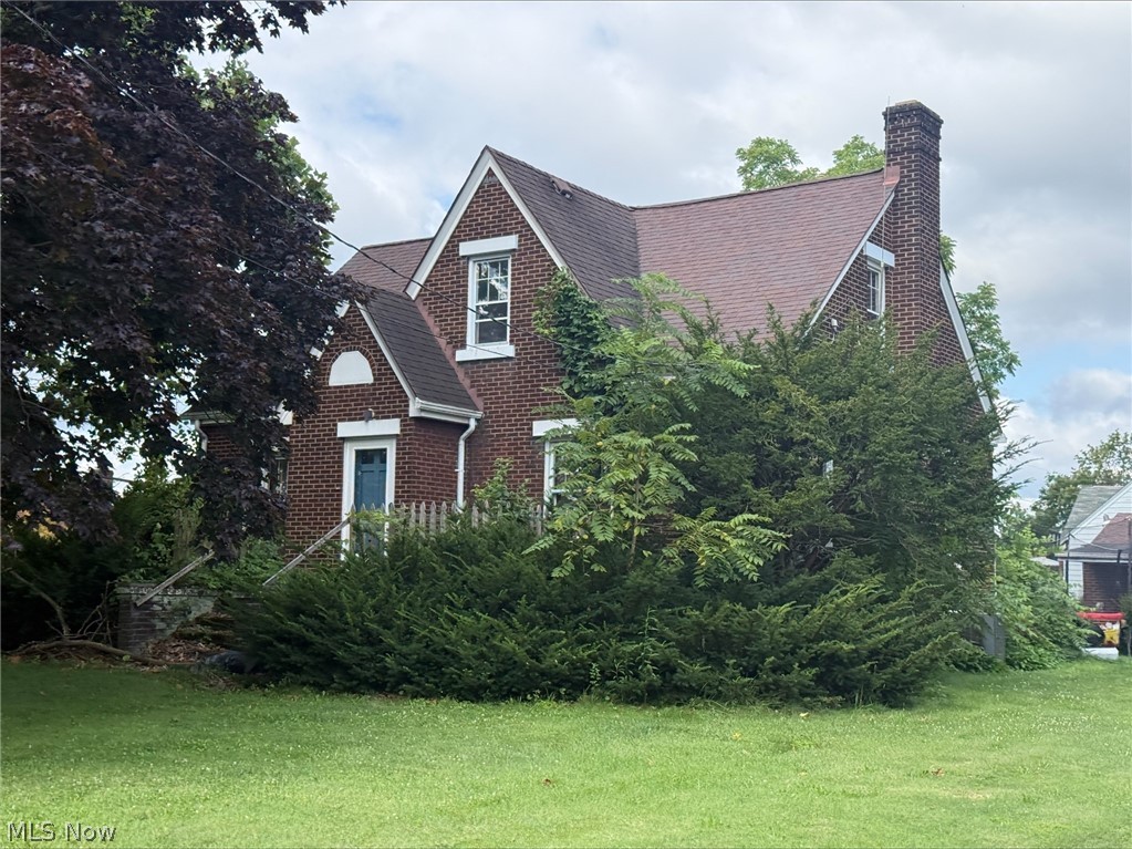 800 Tenney Avenue Property Photo 1