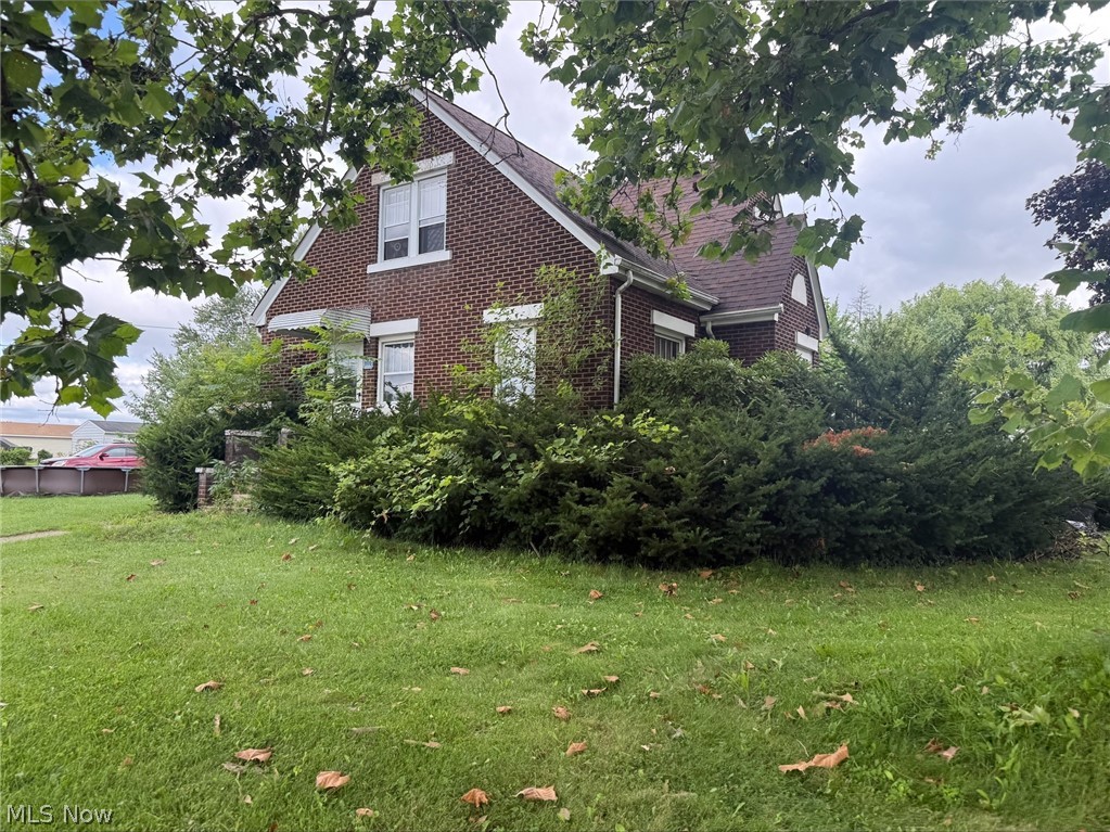 800 Tenney Avenue Property Photo 7