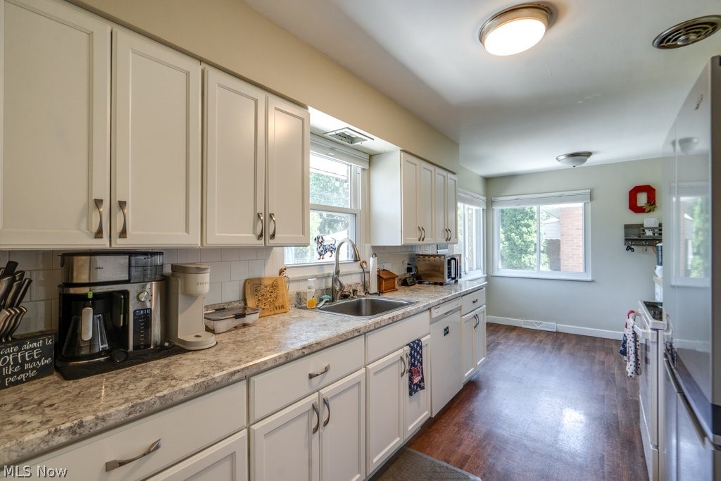 22214 Sandy Lane Property Photo 13