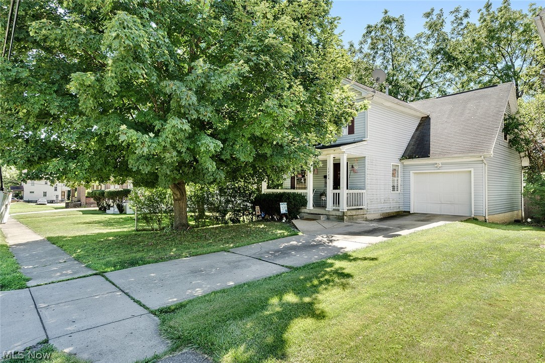 1724 Overland Avenue Property Photo 1