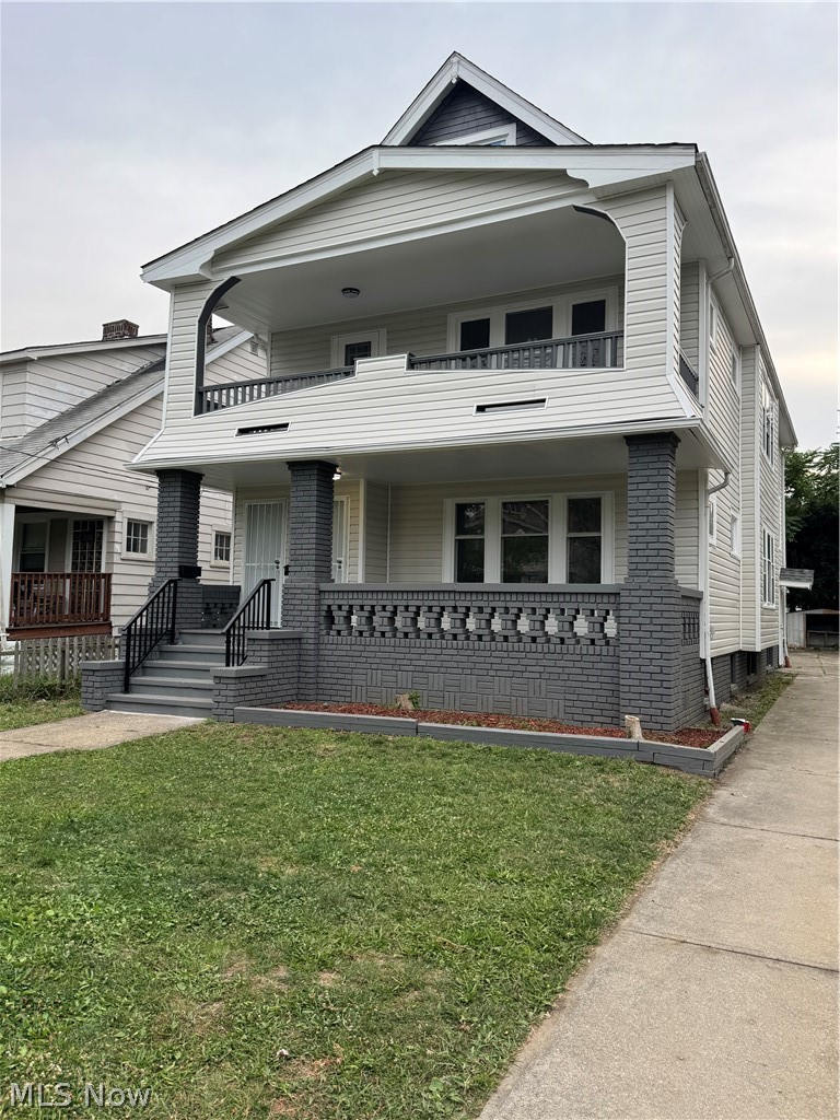 1092 E 169th Street Property Photo 2