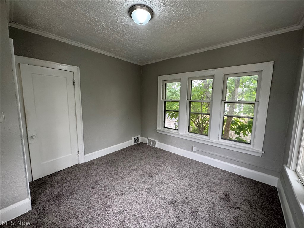 1092 E 169th Street Property Photo 23