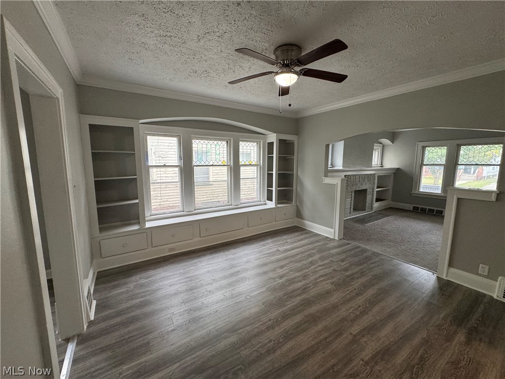 1092 E 169th Street Property Photo 28