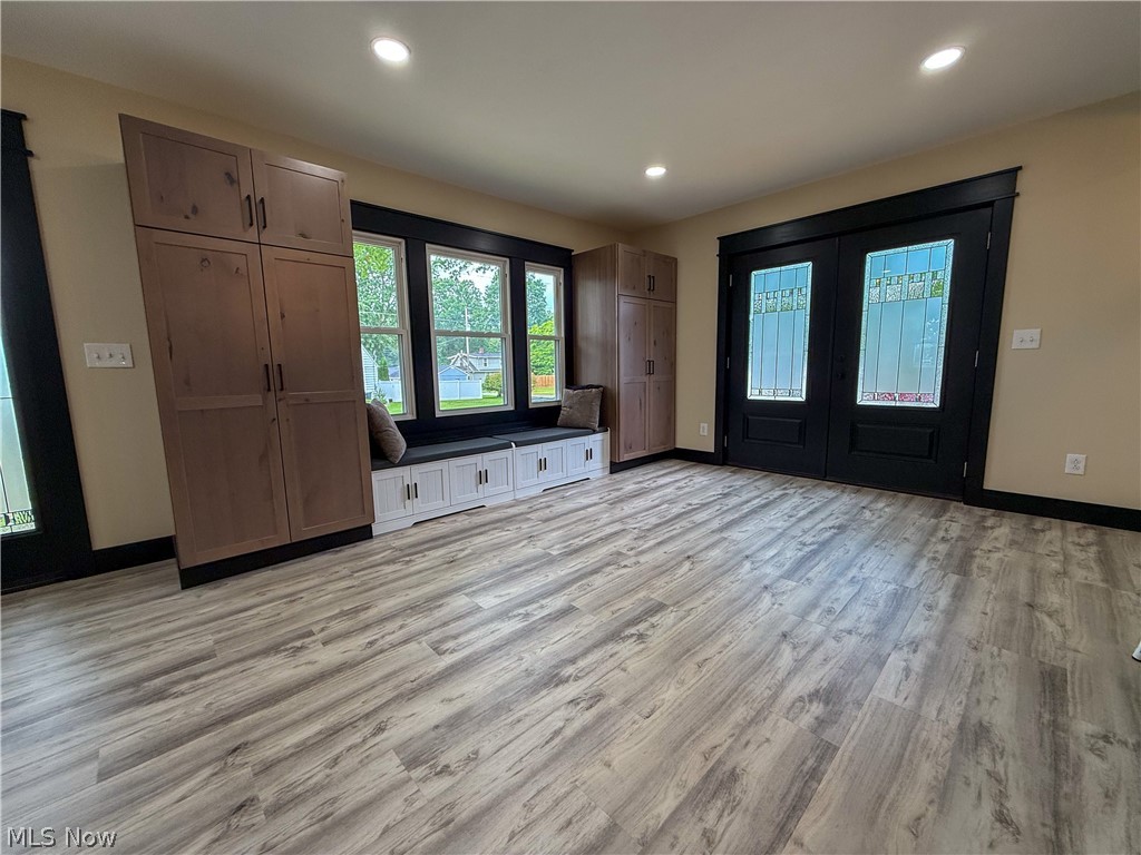 105 E Vermont Avenue Property Photo 13