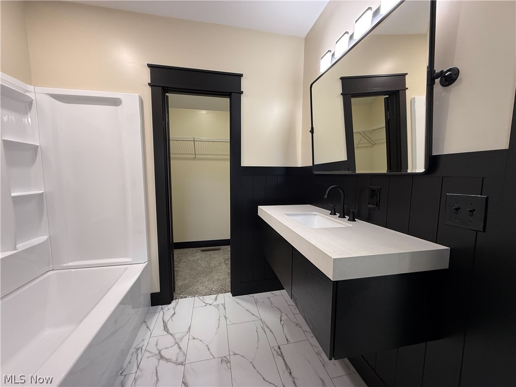 105 E Vermont Avenue Property Photo 18