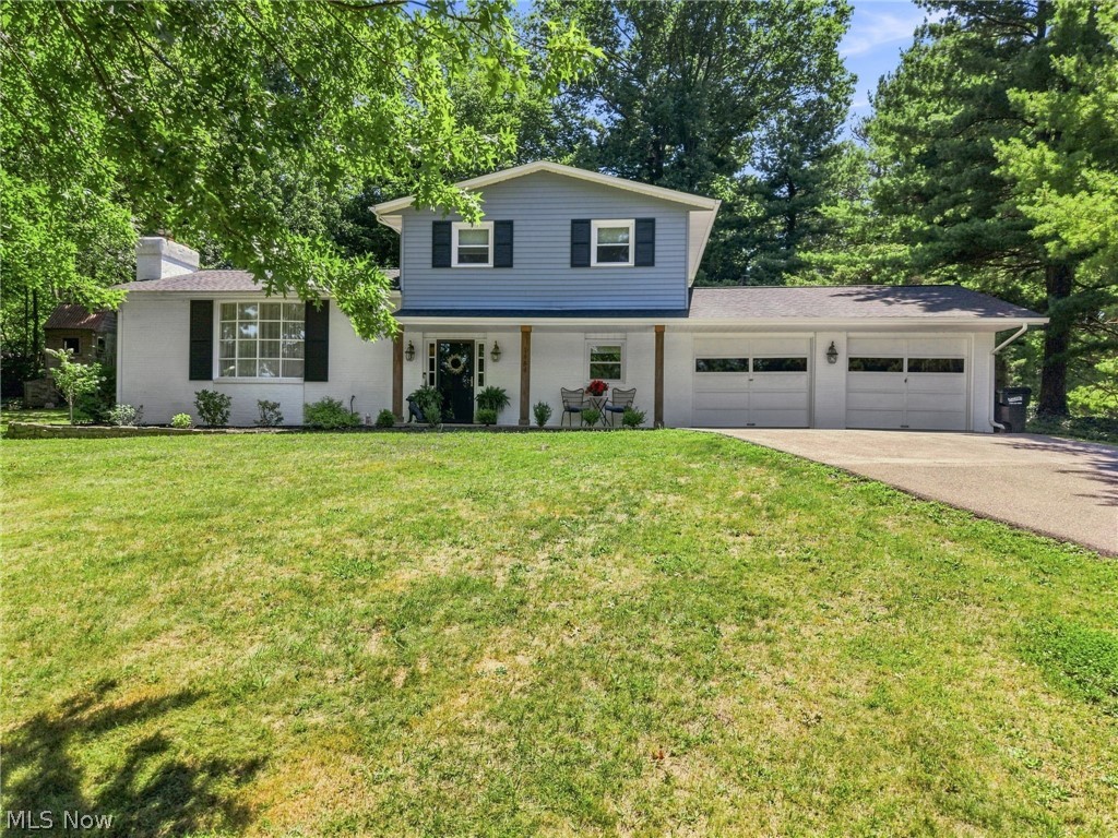 1884 Spring Valley Avenue NW Property Photo 1
