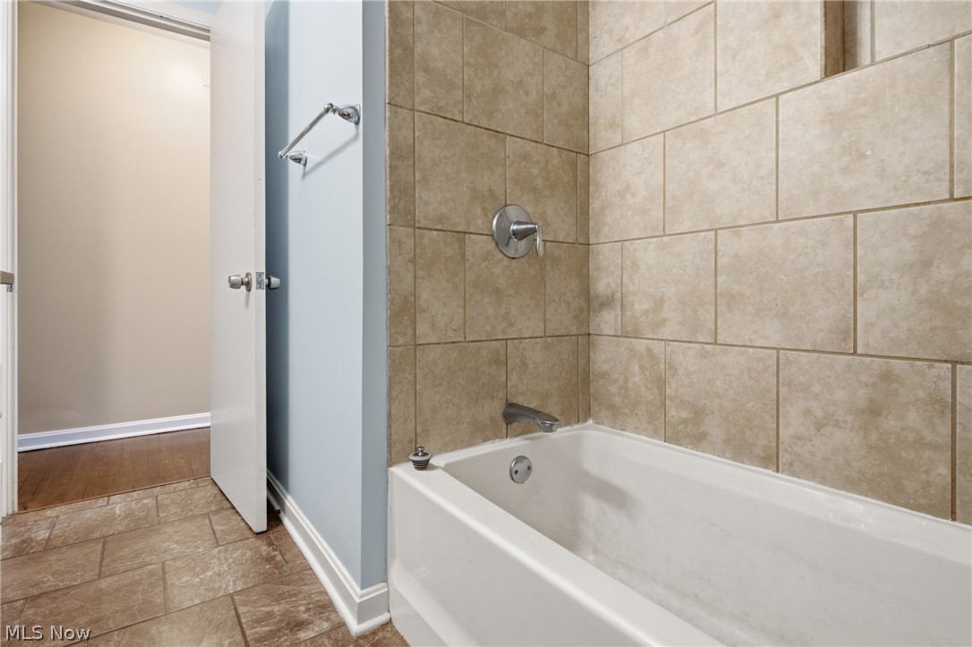 10602 Windham Road Property Photo 25