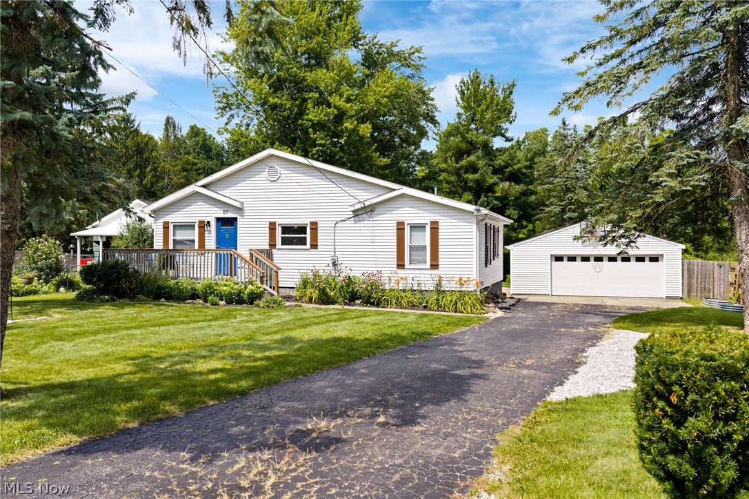 511 Keltner Road Property Photo 1