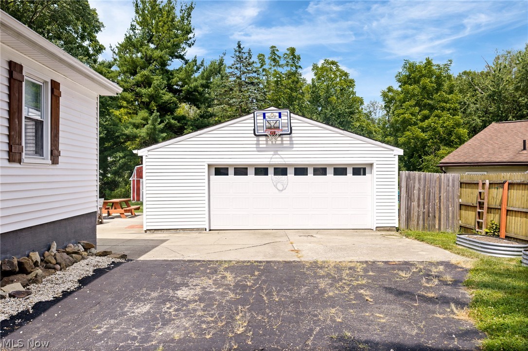 511 Keltner Road Property Photo 3