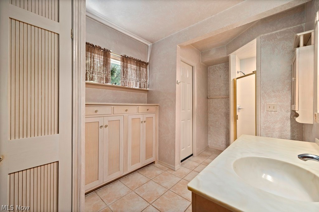 2804 Scheid Road Property Photo 12