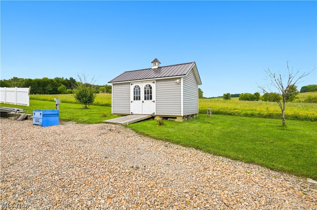 41725 Mount Hope Road Property Photo 8