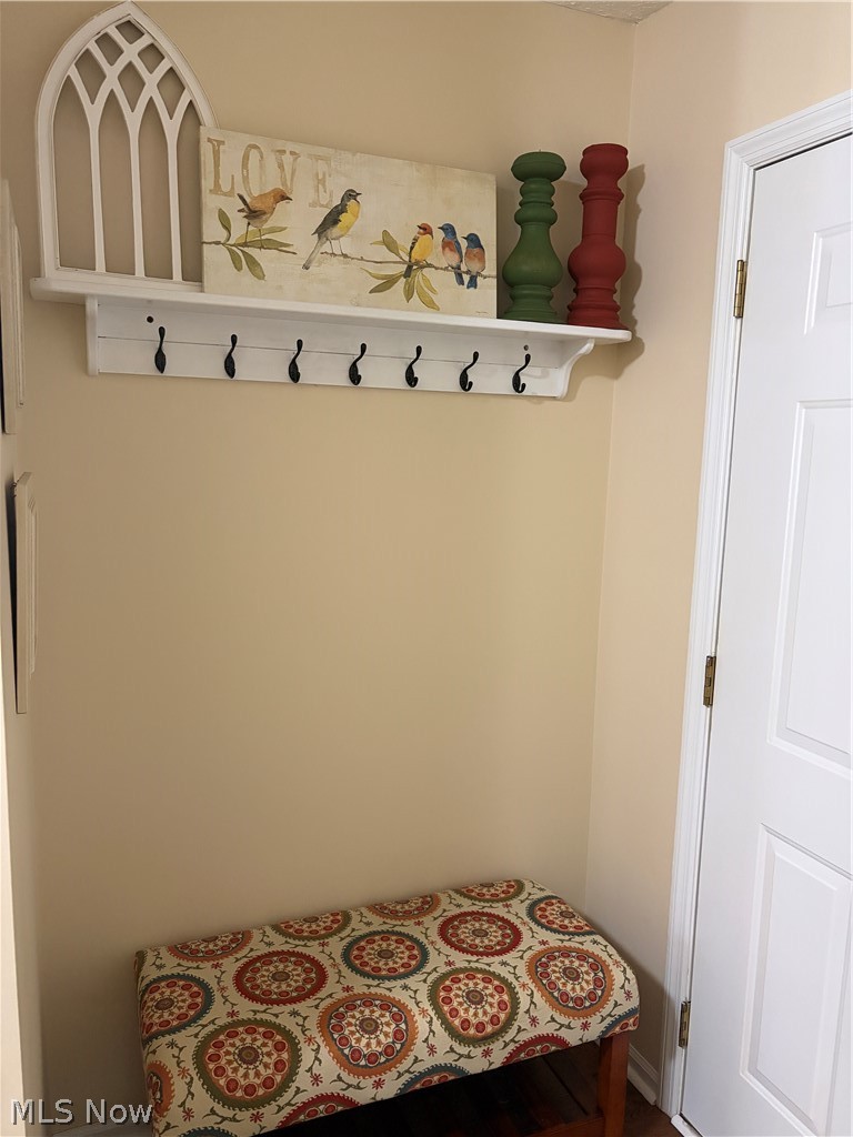 1821 Saddlebrook Circle Property Photo 3