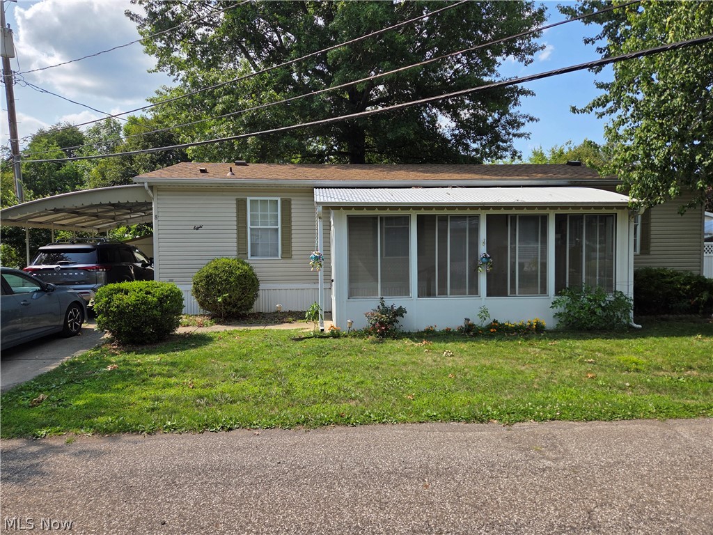 8 Maple Drive Property Photo 1