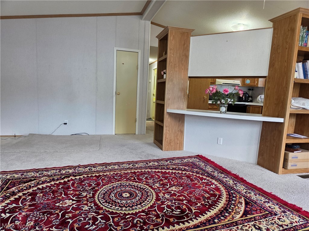 8 Maple Drive Property Photo 5