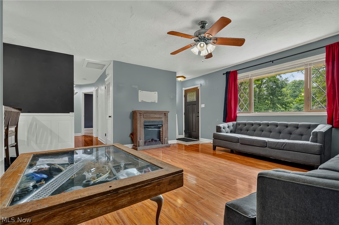 9265 Brookdale Lane Property Photo 7