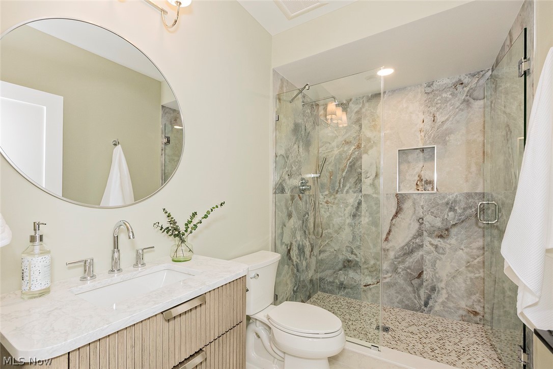 15665 Harmony Falls Lane Property Photo 48