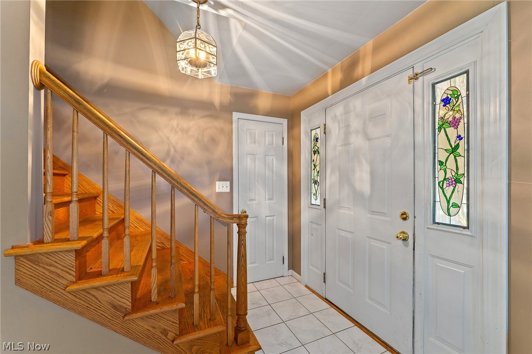 178 Shorehaven Drive Property Photo 3