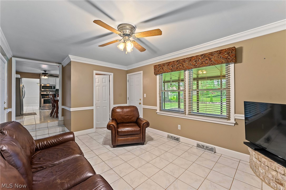 178 Shorehaven Drive Property Photo 10