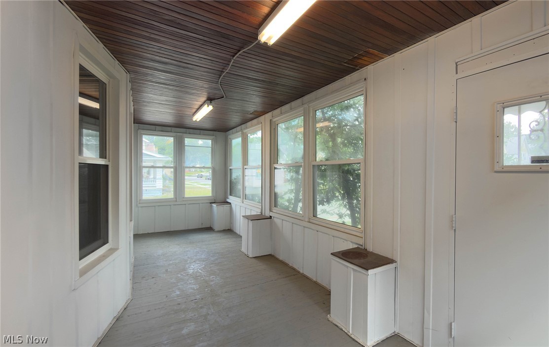 3323 Highview Avenue Property Photo 2