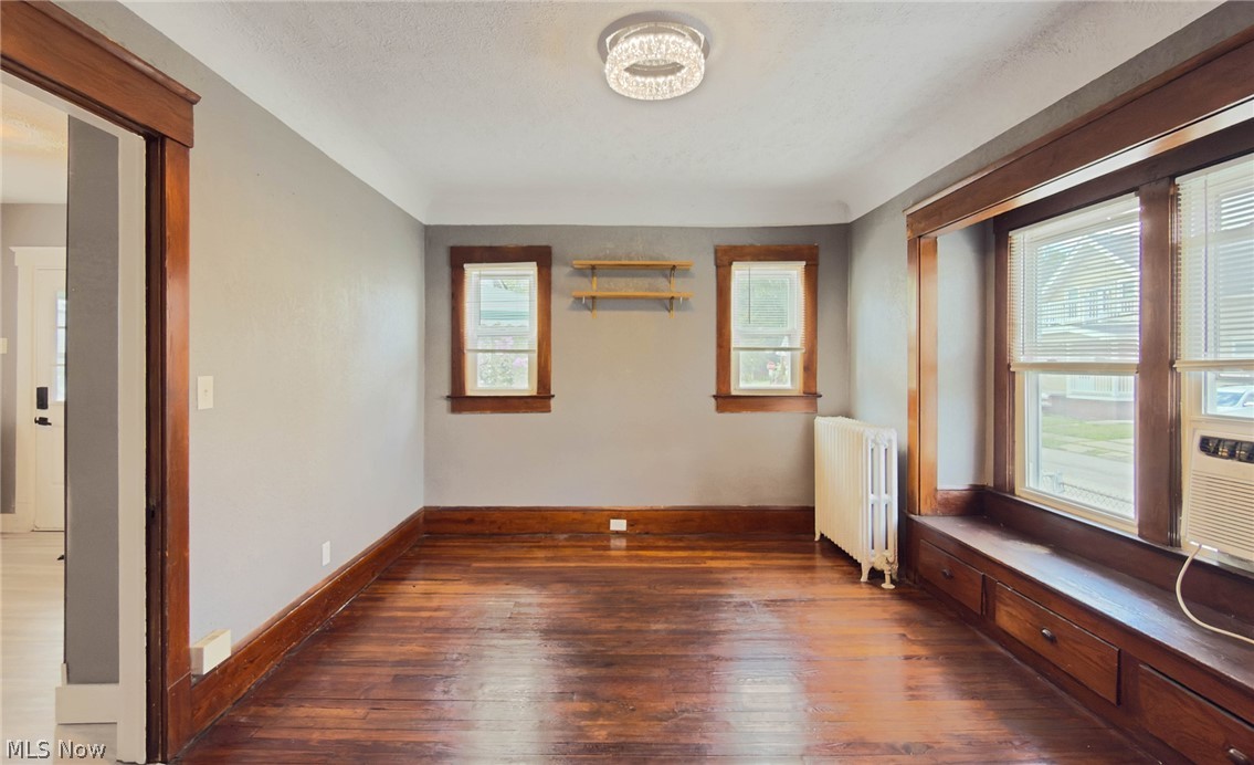3323 Highview Avenue Property Photo 5