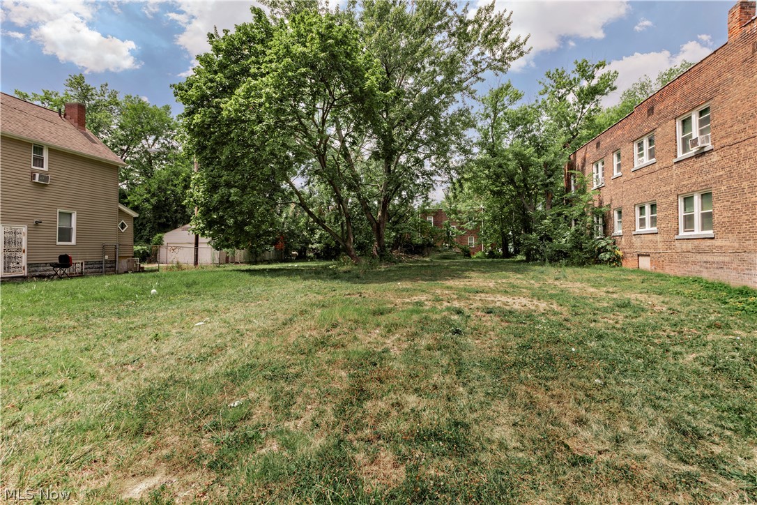 884 E 144th Street Property Photo 1