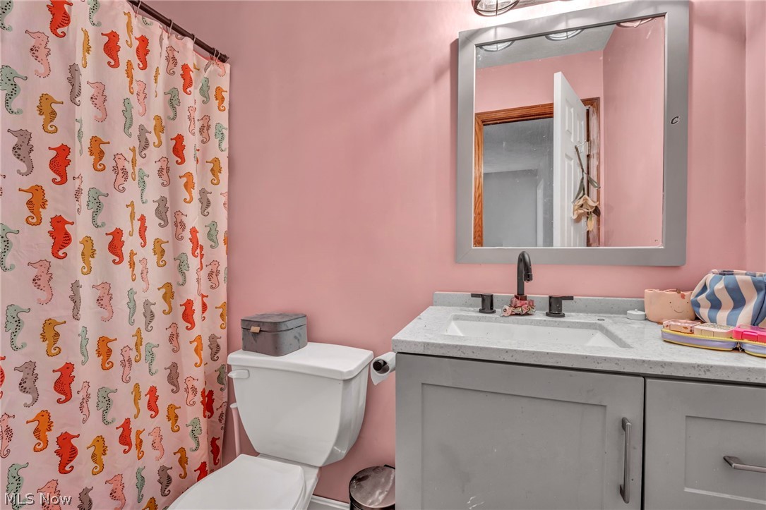 421 Summit Street Property Photo 41