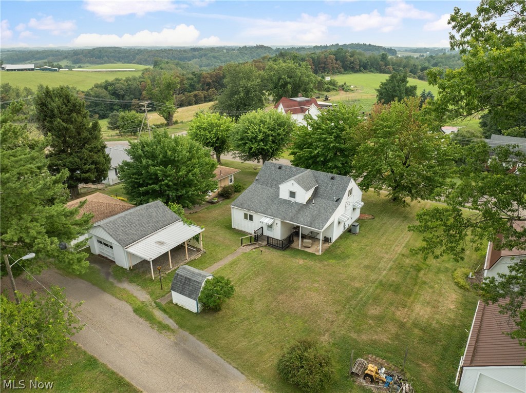 560 Hill Street Property Photo 7