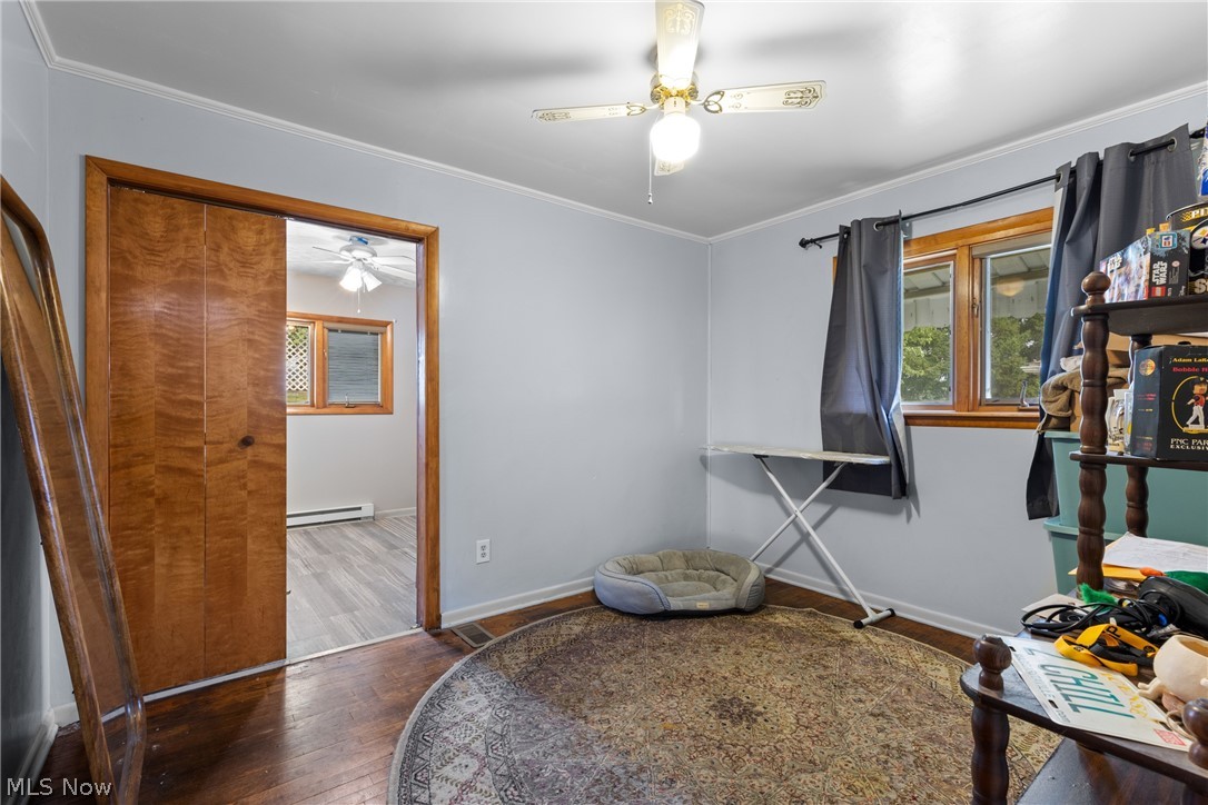 560 Hill Street Property Photo 19