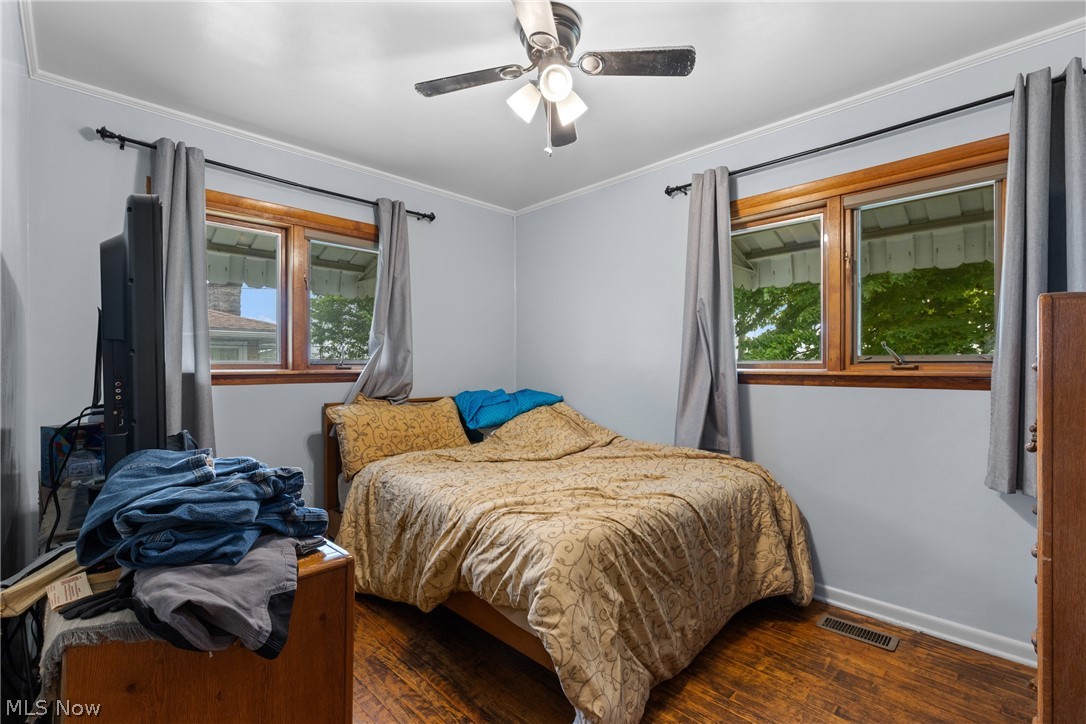 560 Hill Street Property Photo 21