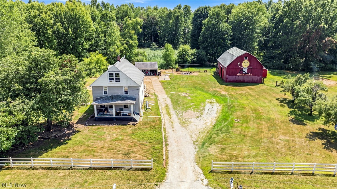 4802 N Bend Road Property Photo 2