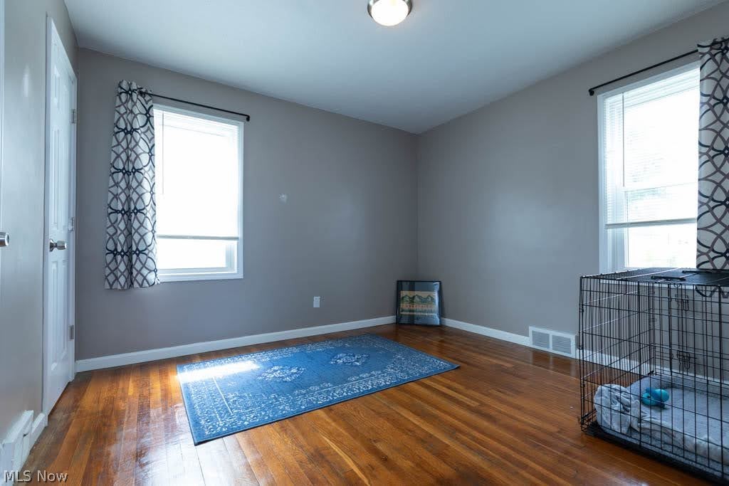 472 E 329th Street Property Photo 11