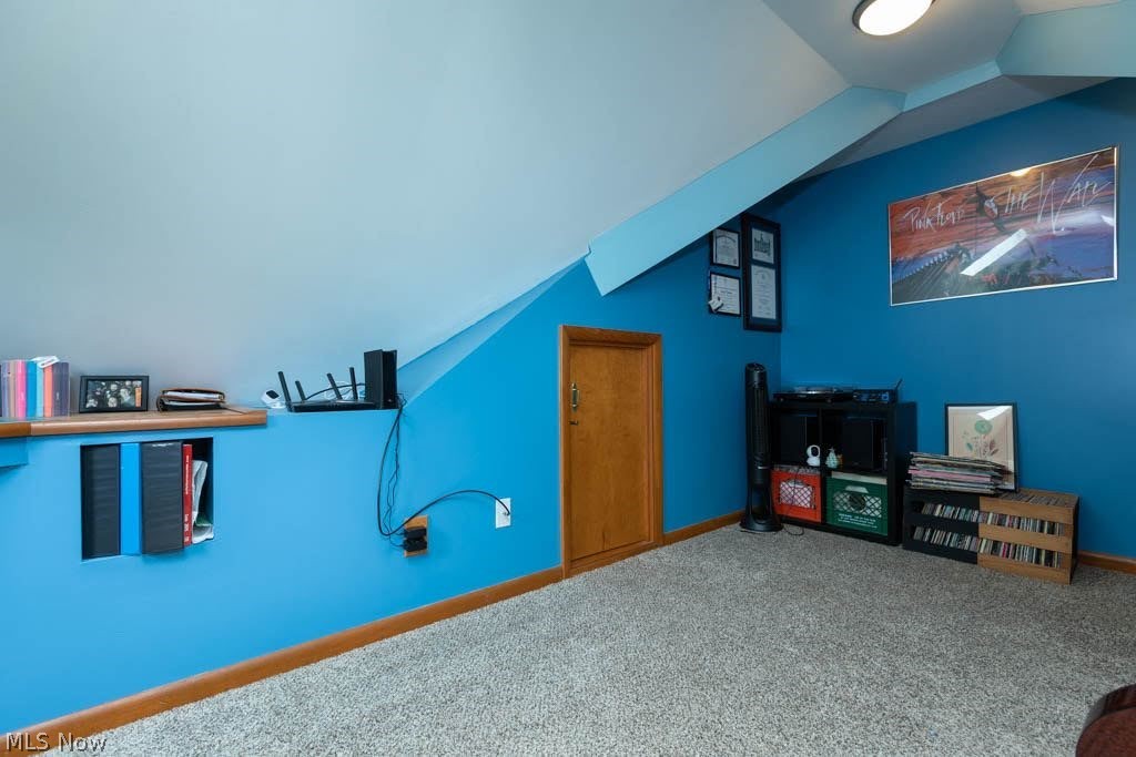472 E 329th Street Property Photo 19