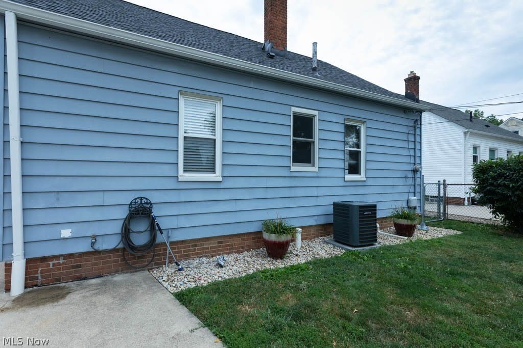 472 E 329th Street Property Photo 22