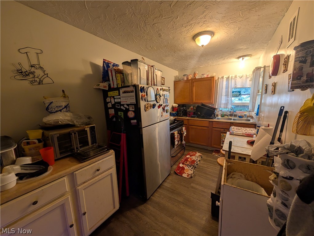 15321 Ridpath Avenue Property Photo 5
