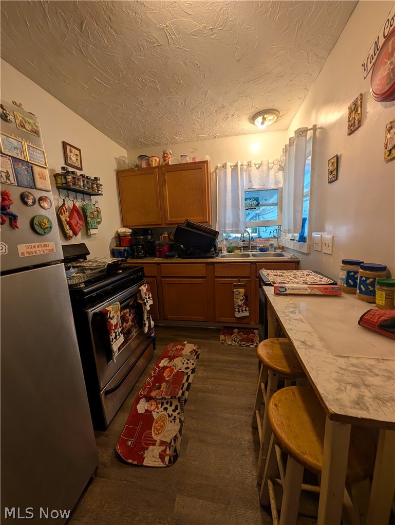 15321 Ridpath Avenue Property Photo 6