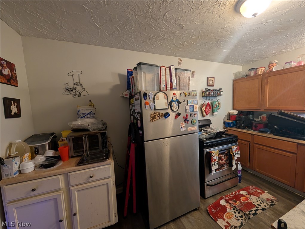 15321 Ridpath Avenue Property Photo 8