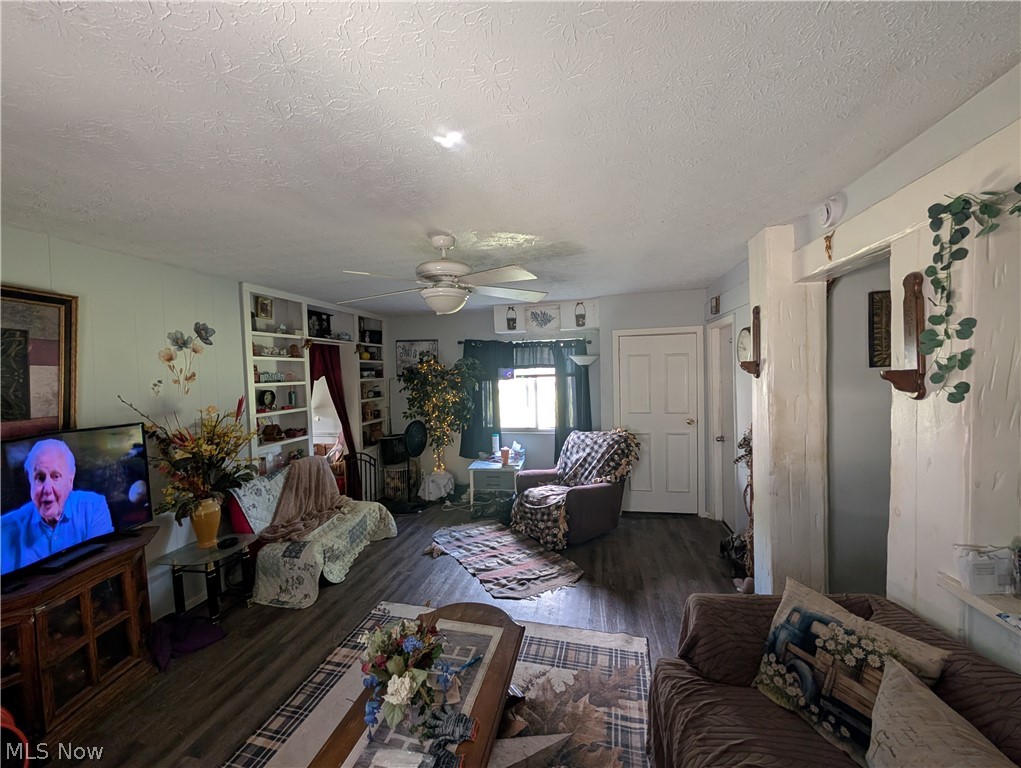 15321 Ridpath Avenue Property Photo 14