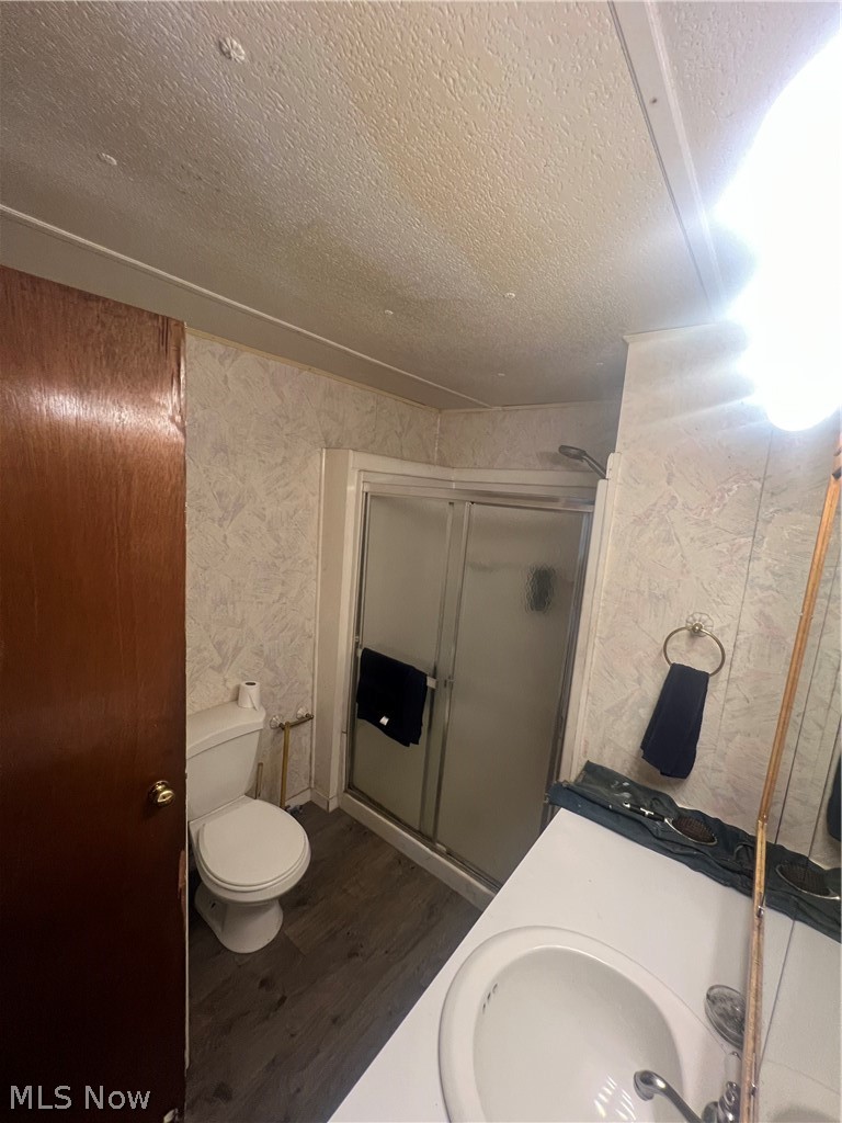 4300 Creek Road Property Photo 13