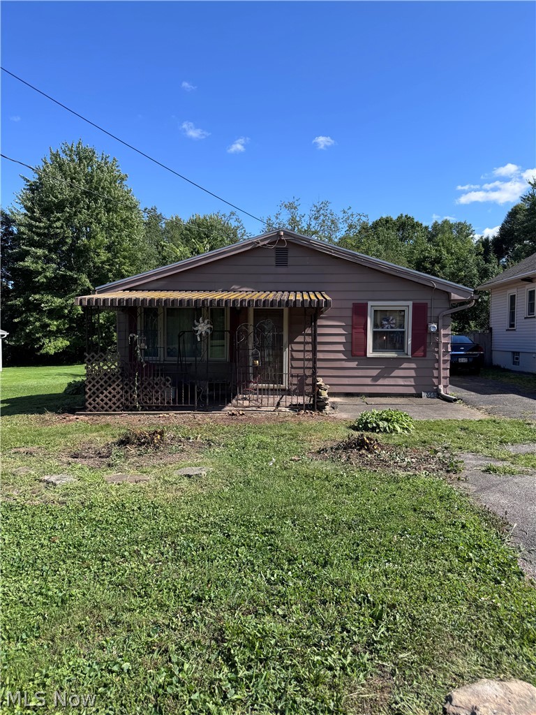 2667 Vestal Road Property Photo 1