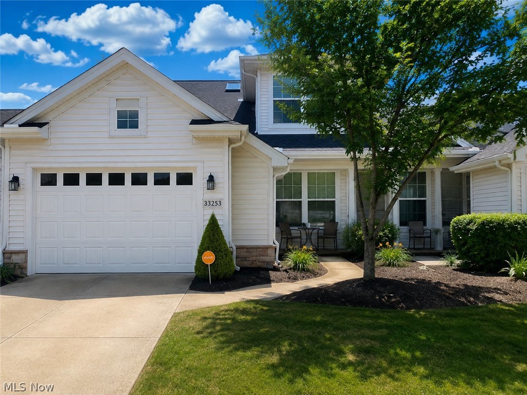 33253 Fairport Drive Property Photo 1